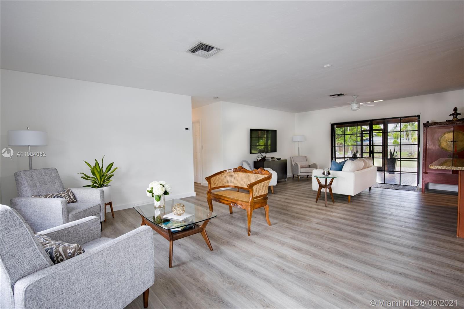 4-bedroom home sold at 10960 SW 128th St, Miami