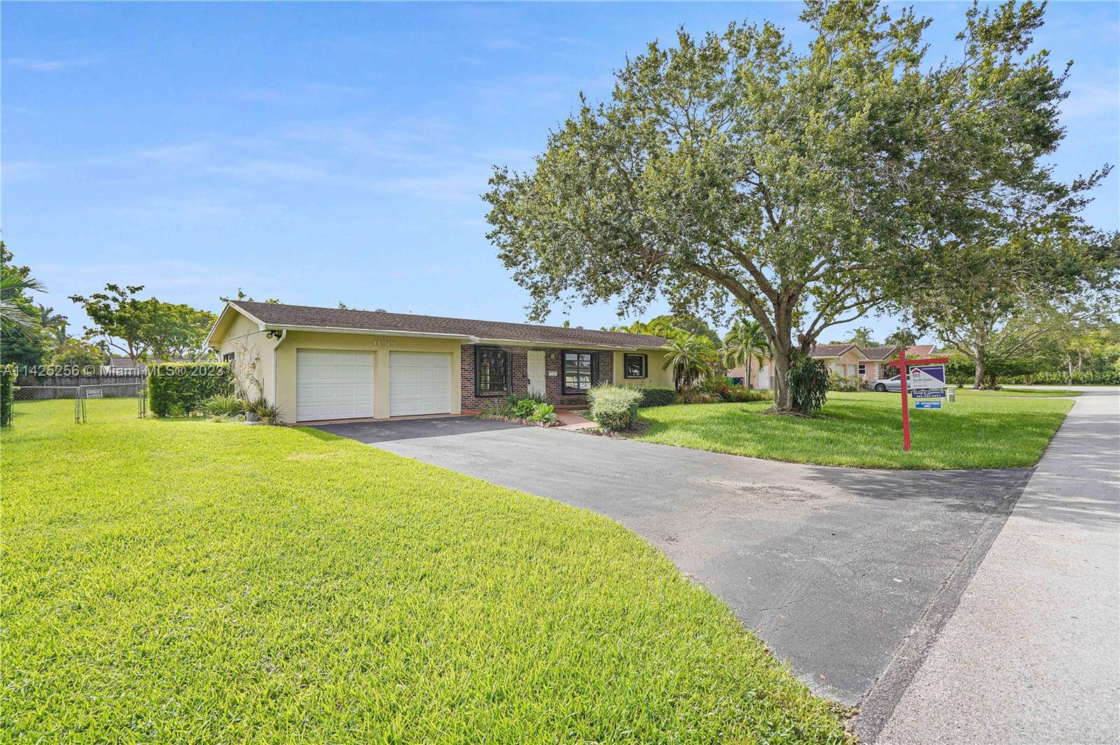 3-bedroom home sold at 11901 SW 100th Ave, Miami